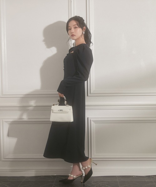 ANDGEEBEE（アンジービー）の「フロントオープンワンピ（ワンピース・レディース・ベージュ/ネイビー・MEDIUM）」の18枚目の写真