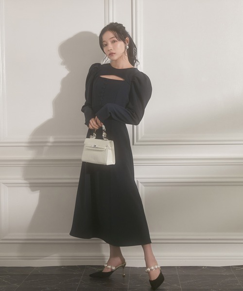 ANDGEEBEE（アンジービー）の「フロントオープンワンピ（ワンピース・レディース・ベージュ/ネイビー・MEDIUM）」の19枚目の写真