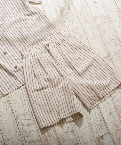 Mayree（メイリー）の「【Mayree】ストライプタックショートパンツ　セットアップ可（スラックス・レディース・アイボリー/ライトカーキ・FREE）」の2枚目の写真