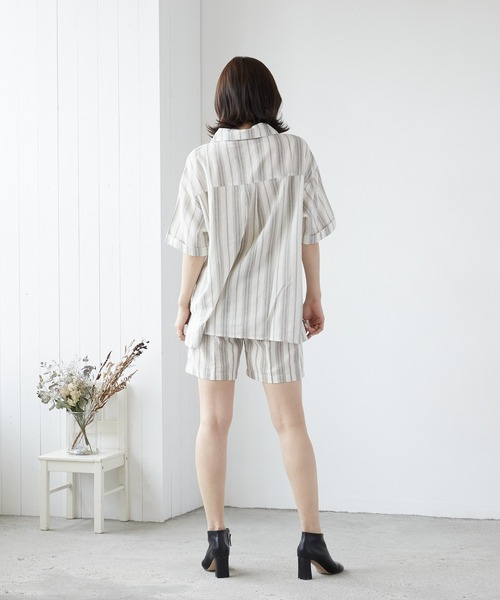 Mayree（メイリー）の「【Mayree】ストライプタックショートパンツ　セットアップ可（スラックス・レディース・アイボリー/ライトカーキ・FREE）」の8枚目の写真