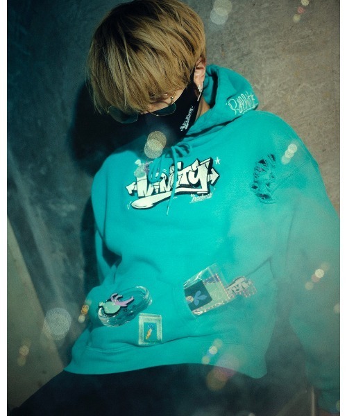 9090（ナインティナインティ）の「9090×badmood/ナインティナインティ