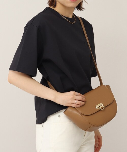 UNTITLED（アンタイトル）の「◆ラウンドレザーショルダー（ショルダーバッグ・レディース・キャメル・00）」の8枚目の写真