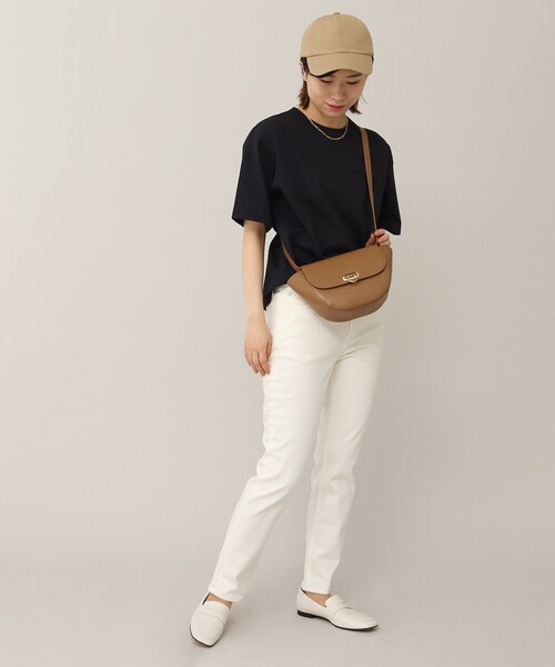 UNTITLED（アンタイトル）の「◆ラウンドレザーショルダー（ショルダーバッグ・レディース・キャメル・00）」の7枚目の写真