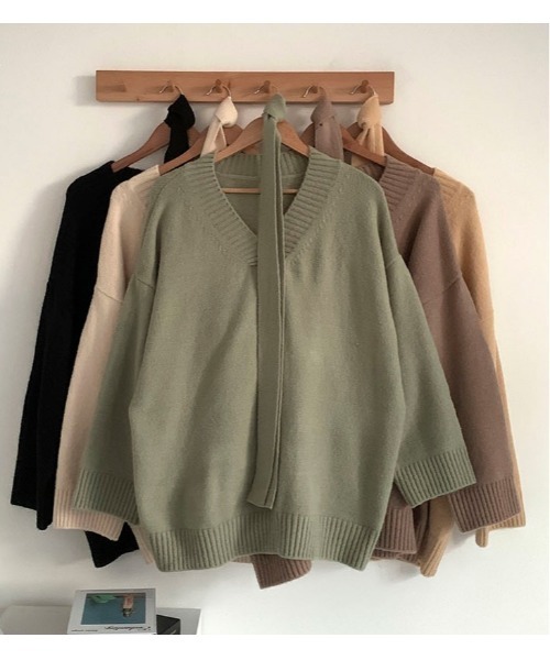 BEIDELLI（ベイデリー）の「[BELLIDE MADE] Vネックベルテッドルーズニットワンピース（ワンピース・レディース・ブラック/モカ/カーキ/イエロー・FREE）」の15枚目の写真