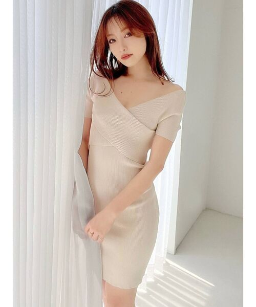 RESEXXY(リゼクシー)の「フロントクロスオフショルニットワンピース(ワンピース・レディース・ブラック/ベージュ/ピンク/ブルー・SMALL/MEDIUM)」の16枚目の写真