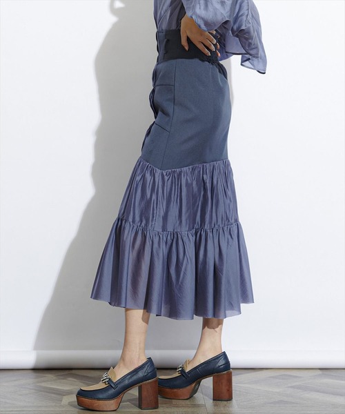REDYAZEL（レディアゼル）の「コルセットティアードプリーツスカート（スカート・レディース・ベージュ/ネイビー・SMALL/MEDIUM/X-SMALL）」の13枚目の写真