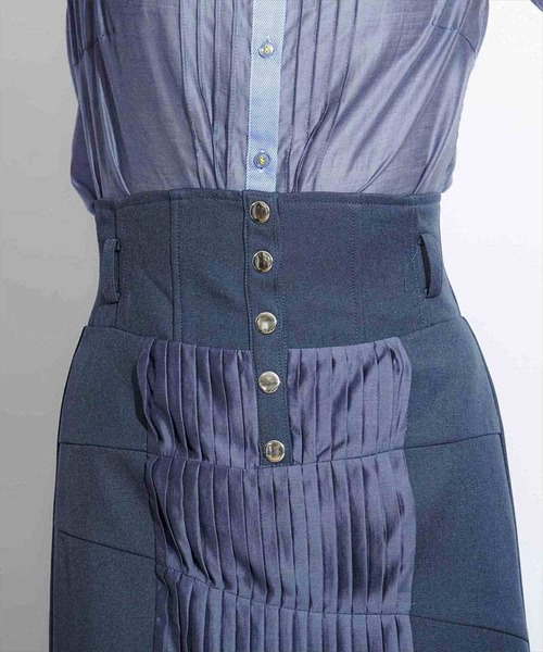 REDYAZEL（レディアゼル）の「コルセットティアードプリーツスカート（スカート・レディース・ベージュ/ネイビー・SMALL/MEDIUM/X-SMALL）」の15枚目の写真