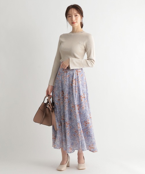 Andemiu（アンデミュウ）の「スカッターフラワースカート273192（スカート・レディース・パープル/ブラウン/グレー・FREE）」の6枚目の写真