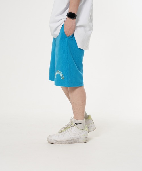 Champion（チャンピオン）の「【CHAMPION/チャンピオン】アーチロゴラバープリントショーツ　メッシュ素材（その他パンツ・メンズ・ブラック/オレンジ/ライトブルー/ホワイト・X-LARGE/MEDIUM/LARGE）」の18枚目の写真