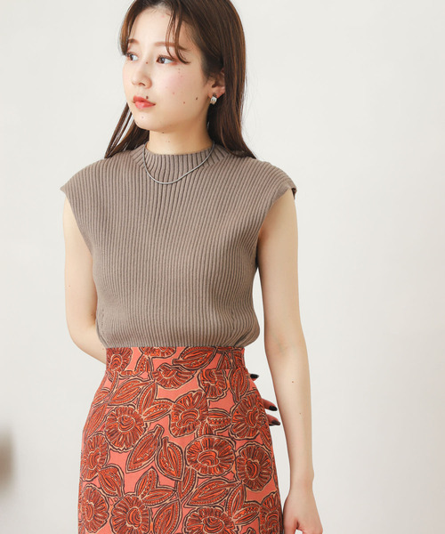 SENSE OF PLACE by URBAN RESEARCH（センスオブプレイスバイアーバンリサーチ）の「リブハイネックノースリーブセーター（ニット/セーター・レディース・ブラック/オフホワイト/ピンク/グリーン/ライトベージュ/ブラウン・ONE）」の21枚目の写真