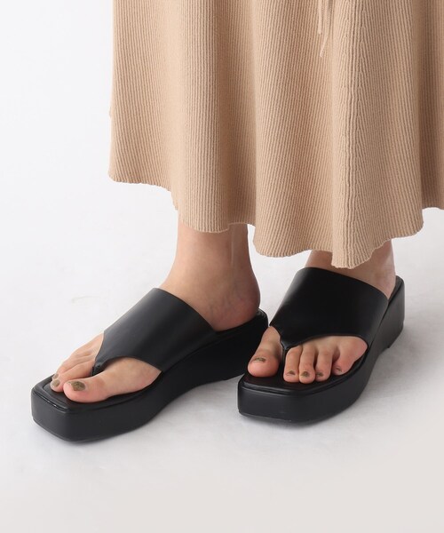 OPAQUE.CLIP（オペークドットクリップ）の「◆プラットフォームトングサンダル（サンダル・レディース・ブラック/オフホワイト・02/03）」の10枚目の写真