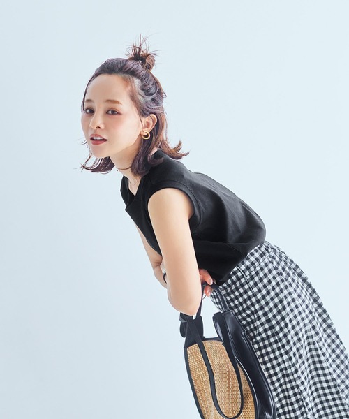KOBE LETTUCE(コウベレタス)の「シルケットノースリーブトップス(Tシャツ/カットソー・レディース・ブラック/ホワイト・S/M)」の2枚目の写真