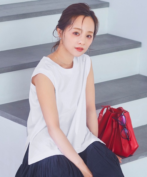 KOBE LETTUCE(コウベレタス)の「シルケットノースリーブトップス(Tシャツ/カットソー・レディース・ブラック/ホワイト・S/M)」の4枚目の写真