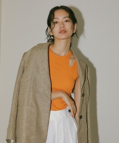 CASA FLINE（カーサフライン）の「ランダムリブ変形タンクトップス（タンクトップ・レディース・ホワイト/チャコールグレー/オレンジ・FREE）」の7枚目の写真