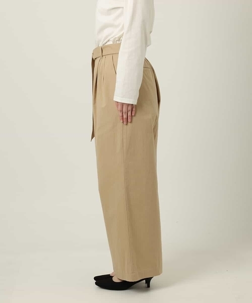 a.v.v（アーヴェヴェ）の「ハイウエストチノワイドパンツ（チノパンツ・レディース・ベージュ/ブラック・38/34/36/42/40）」の9枚目の写真