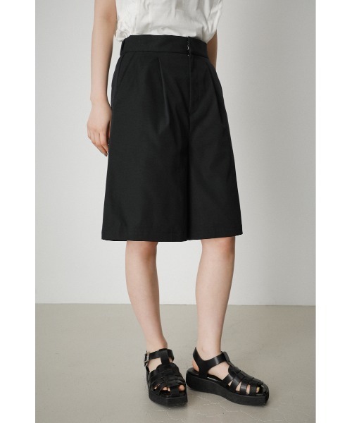 AZUL by moussy（アズールバイマウジー）の「TUCK WIDE SHORT PANTS