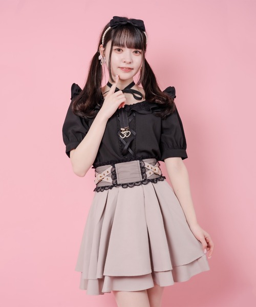 ROJITA（ロジータ）の「クロスベルト2段フレアスカート（スカート・レディース・グレー/ブラック/ピンク・FREE）」の22枚目の写真