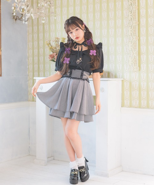 ROJITA（ロジータ）の「クロスベルト2段フレアスカート（スカート・レディース・グレー/ブラック/ピンク・FREE）」の18枚目の写真