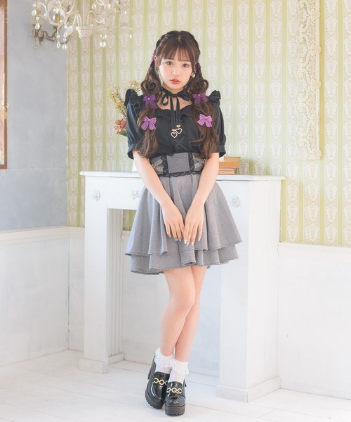 ROJITA（ロジータ）の「クロスベルト2段フレアスカート（スカート・レディース・グレー/ブラック/ピンク・FREE）」の11枚目の写真