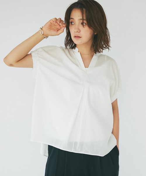 RIVE DROITE（リヴドロワ）の「コットンギャザースリーブブラウス（シャツ/ブラウス・レディース・オレンジ/オフホワイト/ブラック・FREE）」の2枚目の写真