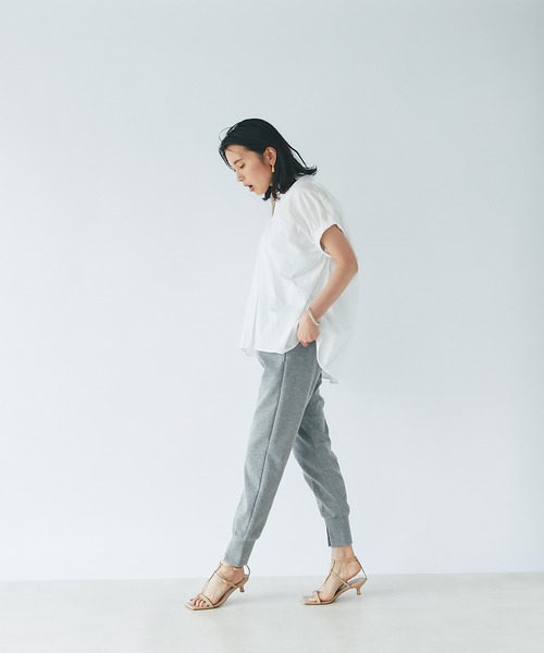 RIVE DROITE（リヴドロワ）の「コットンギャザースリーブブラウス（シャツ/ブラウス・レディース・オレンジ/オフホワイト/ブラック・FREE）」の18枚目の写真