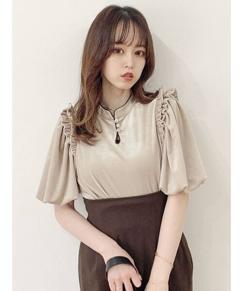 dazzlin（ダズリン）の「ベロアフリルショートトップス（Tシャツ/カットソー・レディース・ブラック/ベージュ/パープル/ブルー/グリーン・FREE）」の18枚目の写真