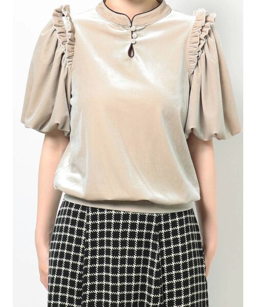 dazzlin（ダズリン）の「ベロアフリルショートトップス（Tシャツ/カットソー・レディース・ブラック/ベージュ/パープル/ブルー/グリーン・FREE）」の8枚目の写真