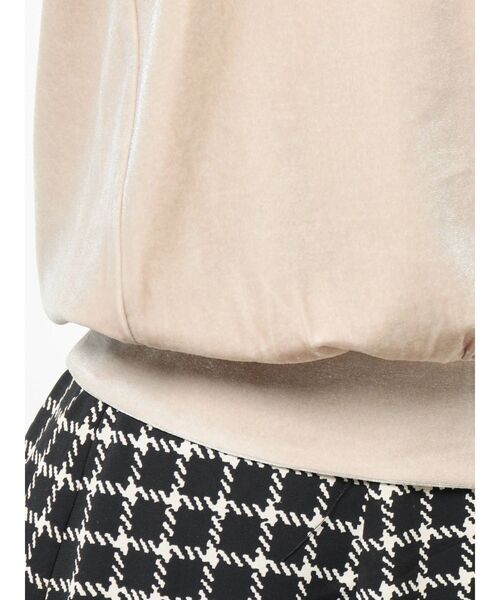 dazzlin（ダズリン）の「ベロアフリルショートトップス（Tシャツ/カットソー・レディース・ブラック/ベージュ/パープル/ブルー/グリーン・FREE）」の13枚目の写真