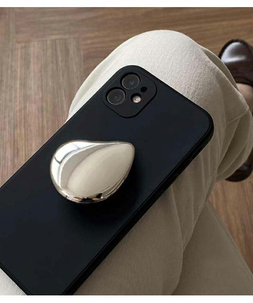 She's(シーズ)の「ウォータードロップ グリップ iPhoneケース シルバー ゴールド シリコン iPhone(スマホケース/カバー・レディース・ブラック/ベージュ・P/K/A/C/E/F/B/D/G/H/J/N/O/R/I/Q/U/V/W/T/X/Z/A3/Y/iPhone 16 Pro/iPhone 16)」の13枚目の写真