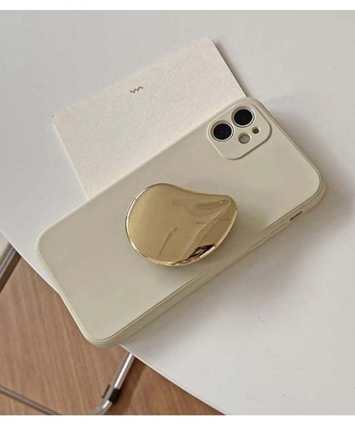 She's(シーズ)の「ウォータードロップ グリップ iPhoneケース シルバー ゴールド シリコン iPhone(スマホケース/カバー・レディース・ブラック/ベージュ・P/K/A/C/E/F/B/D/G/H/J/N/O/R/I/Q/U/V/W/T/X/Z/A3/Y/iPhone 16 Pro/iPhone 16)」の5枚目の写真