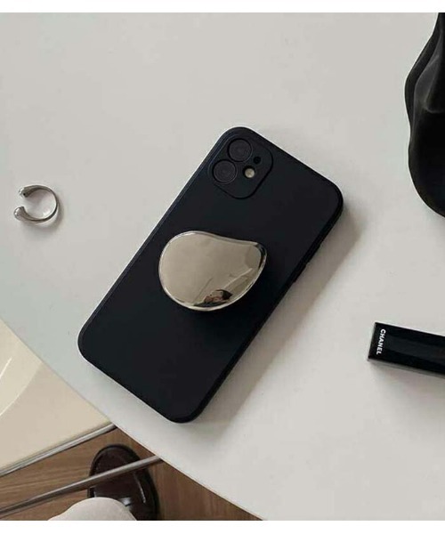 She's(シーズ)の「ウォータードロップ グリップ iPhoneケース シルバー ゴールド シリコン iPhone(スマホケース/カバー・レディース・ブラック/ベージュ・P/K/A/C/E/F/B/D/G/H/J/N/O/R/I/Q/U/V/W/T/X/Z/A3/Y/iPhone 16 Pro/iPhone 16)」の10枚目の写真