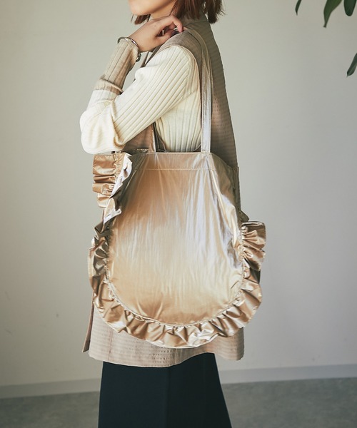 大人ガーリーに使えるトートバッグ フリルラウンドトート トートバッグ Un Dix Cors アンディコール のファッション通販 Zozotown