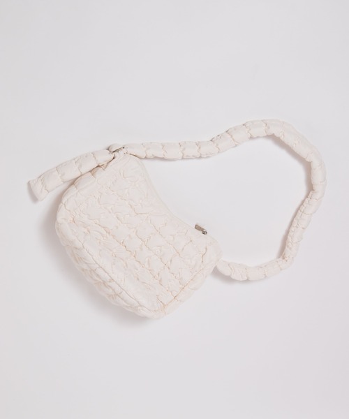 WEGO（ウィゴー）の「WEGO/キルティングBIGショルダーバッグ（ショルダーバッグ・レディース・ホワイト/ブラック・FREE）」の13枚目の写真