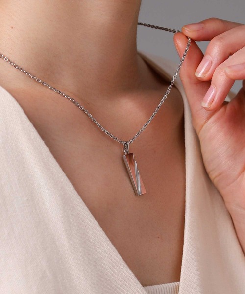 LION HEART（ライオンハート）の「【限定展開】“LH-1”スラッシュライン