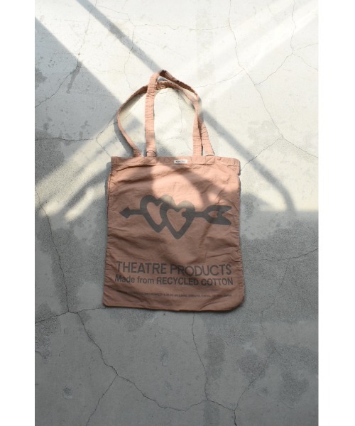 THEATRE PRODUCTS（シアタープロダクツ）の「リサイクルコットンオーバーダイトート/ハートアロー（トートバッグ・レディース・ピンク/ブルー/アイボリー/パープル・FREE）」の10枚目の写真