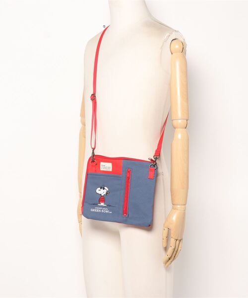 OLD BETTY'S(オールドベティーズ)の「SNOOPY Canvas Wallet Pouch(ショルダーバッグ・レディース・グリーン系その他/グリーン系その他2/レッド系その他/ブルー系その他2/ブルー系その他・FREE)」の10枚目の写真