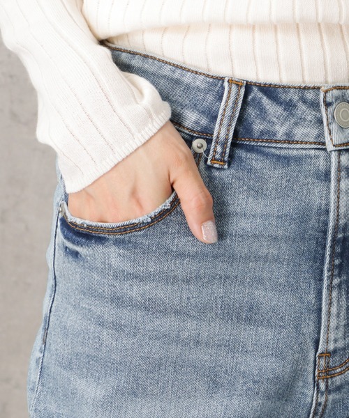 NAVY(ネイビー)の「GOOD STYLE JEANS フレアデニムパンツ(デニムパンツ・レディース・ワンウォッシュ/ライトブルー・S/M/L/XS)」の14枚目の写真