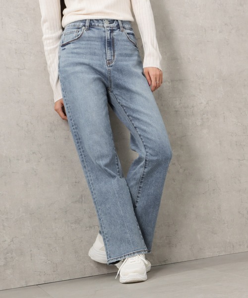 NAVY(ネイビー)の「GOOD STYLE JEANS フレアデニムパンツ(デニムパンツ・レディース・ワンウォッシュ/ライトブルー・S/M/L/XS)」の5枚目の写真