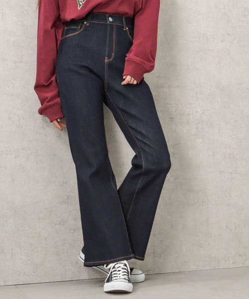 NAVY(ネイビー)の「GOOD STYLE JEANS フレアデニムパンツ(デニムパンツ・レディース・ワンウォッシュ/ライトブルー・S/M/L/XS)」の6枚目の写真