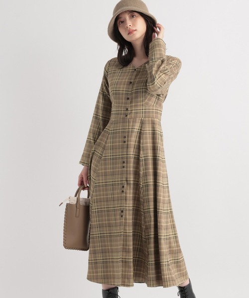 Andemiu(アンデミュウ)の「チェックVネックワンピース165334(ワンピース・レディース・ベージュ/ブルー・FREE)」の15枚目の写真