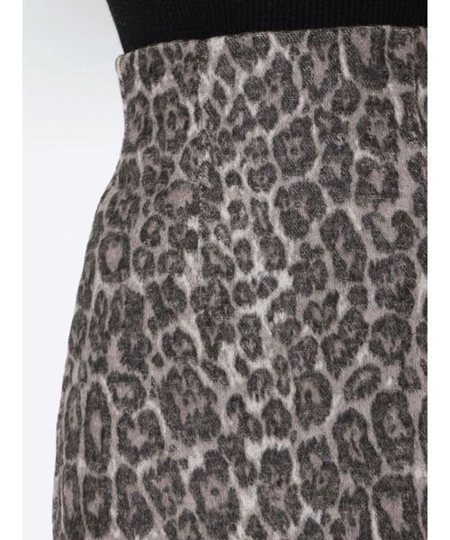 EMODA(エモダ)の「フィットラインハイウエストスカート(スカート・レディース・アイボリー/ブラック/その他・SMALL/MEDIUM)」の13枚目の写真