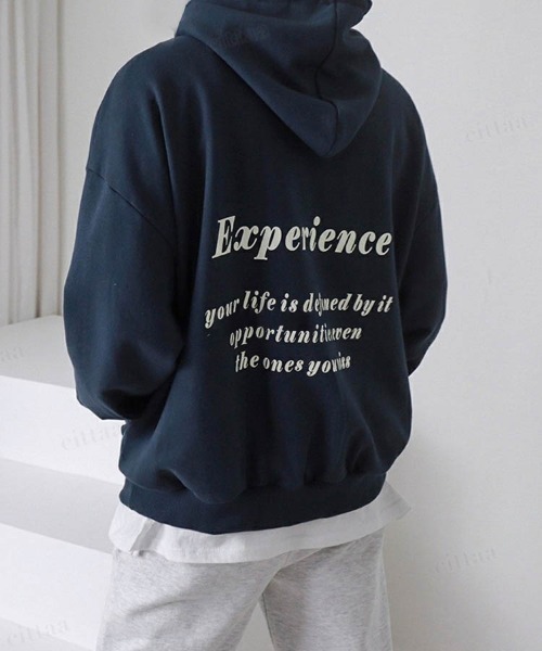 Dalfwin(ダールフィン)の「Experienceレタリングオーバーサイズフーディーパーカー(パーカー・レディース・ブラック/コーラルピンク/ネイビー・FREE)」の16枚目の写真