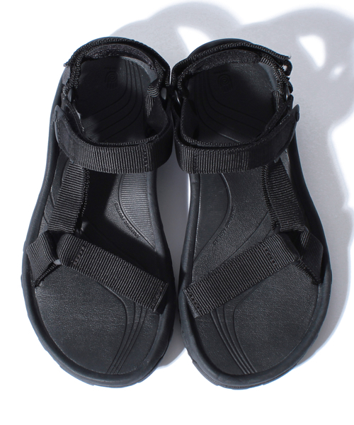 Ray BEAMS（レイビームス）の「Teva / ハリケーン XLT サンダル（サンダル・レディース・ブラック/ホワイト・8/6/5/7）」の14枚目の写真