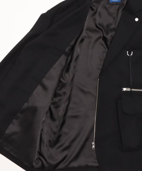 MAISON SPECIAL（メゾンスペシャル）の「《ユニセックスアイテム》プライムオーバーフロントジップミリタリーテーラードジャケット【MAISON SPECIAL/メゾンスペシャル】（ミリタリージャケット・メンズ・ブラック/オフホワイト・2/1）」の22枚目の写真