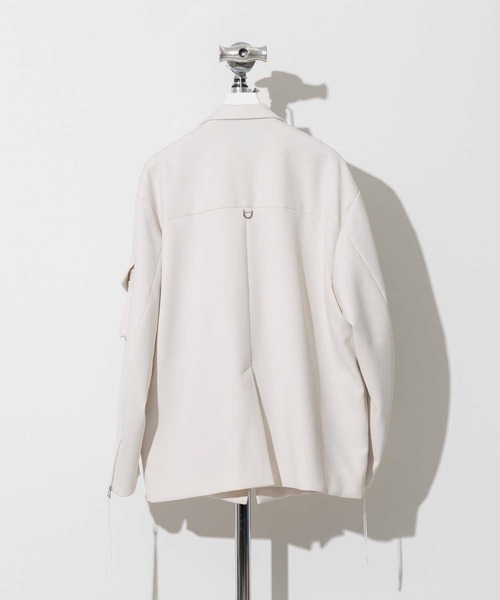 MAISON SPECIAL（メゾンスペシャル）の「《ユニセックスアイテム》プライムオーバーフロントジップミリタリーテーラードジャケット【MAISON SPECIAL/メゾンスペシャル】（ミリタリージャケット・メンズ・ブラック/オフホワイト・2/1）」の18枚目の写真