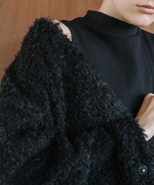 WILLFULLY(ウィルフリー)の「v neck poodle shaggy bolero(カーディガン/ボレロ・レディース・ブラック/ホワイト系・FREE)」の10枚目の写真