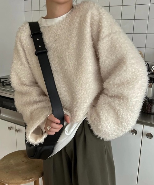 WILLFULLY(ウィルフリー)の「v neck poodle shaggy bolero(カーディガン/ボレロ・レディース・ブラック/ホワイト系・FREE)」の14枚目の写真