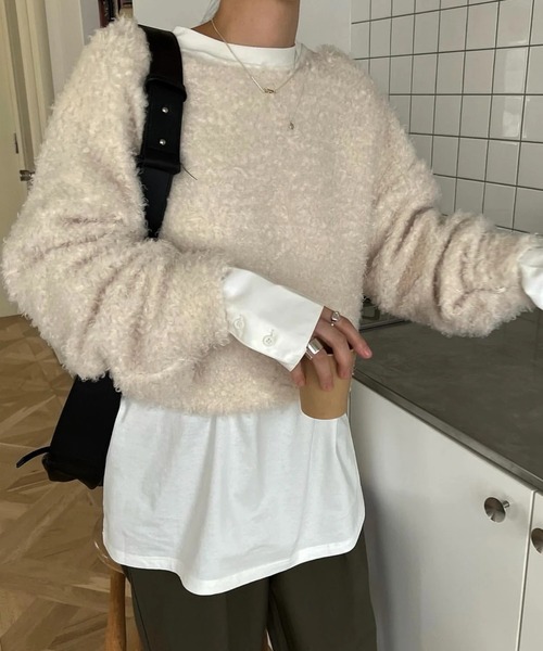 WILLFULLY(ウィルフリー)の「v neck poodle shaggy bolero(カーディガン/ボレロ・レディース・ブラック/ホワイト系・FREE)」の8枚目の写真