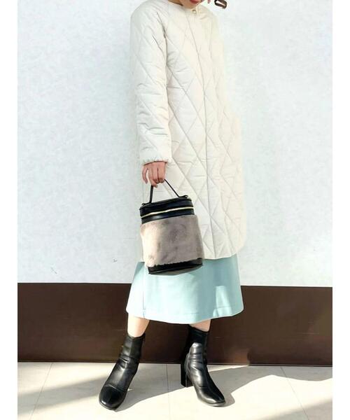 Te chichi TERRASSE（テチチテラス）の「キルティングロングコート（その他アウター・レディース・ネイビー/モカ/オフホワイト・ﾌﾘ-）」の5枚目の写真