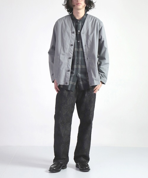 SPELLBOUND（スペルバウンド）の「[SPELLBOUND / スペルバウンド] 60/1ニットライクツイル  カーディガン（カーディガン/ボレロ・メンズ・ベージュ/チャコールグレー/ブラック・2/3）」の11枚目の写真